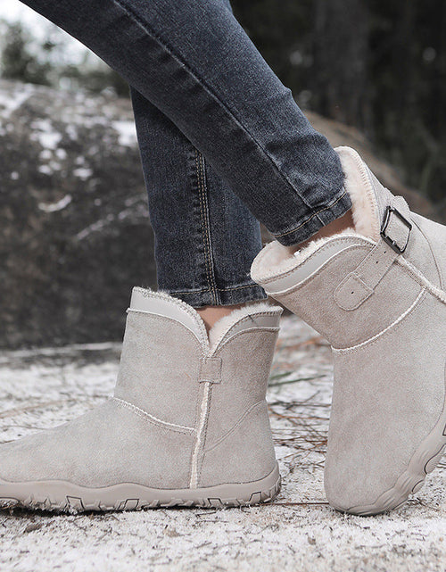 Load image into Gallery viewer, Unisex Warm Fleece-Lined Snow Boots – Anti-Slip Winter Boots
