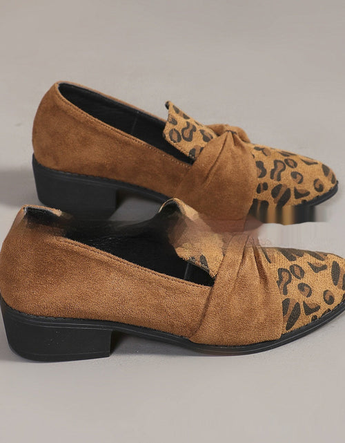 Load image into Gallery viewer, Women’s Leopard Print Pumps
