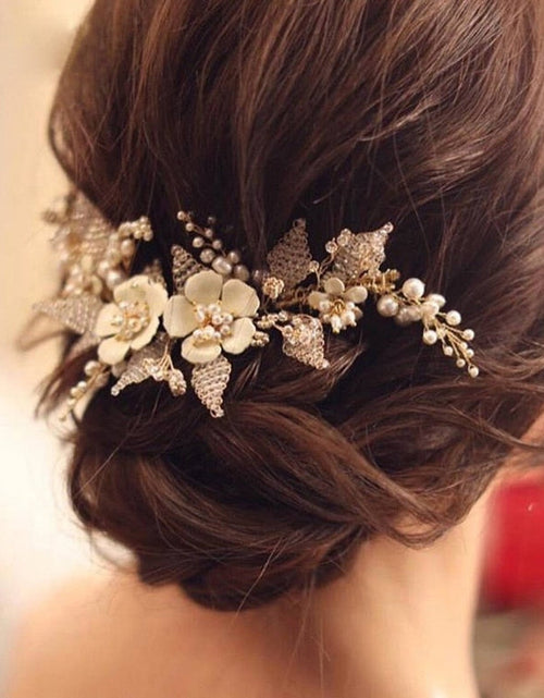 Load image into Gallery viewer, Queenco Gold Bridal Hair Comb Pearl Beads Wedding Hair Accessories Women Headpiece Girl's Hair Vine Party Hair Jewelry

