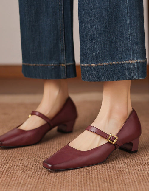 Load image into Gallery viewer, Mid-Heel Pumps - Full-Grain Leather Women's Classic Slip-On Court Shoes
