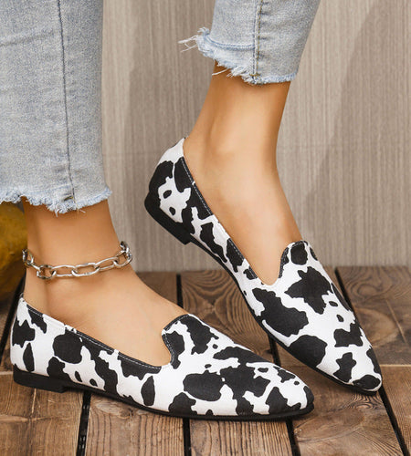 Women's Wide-Fit Breathable Pointed-Toe Flat Shoes – Cow Print Casual Flats