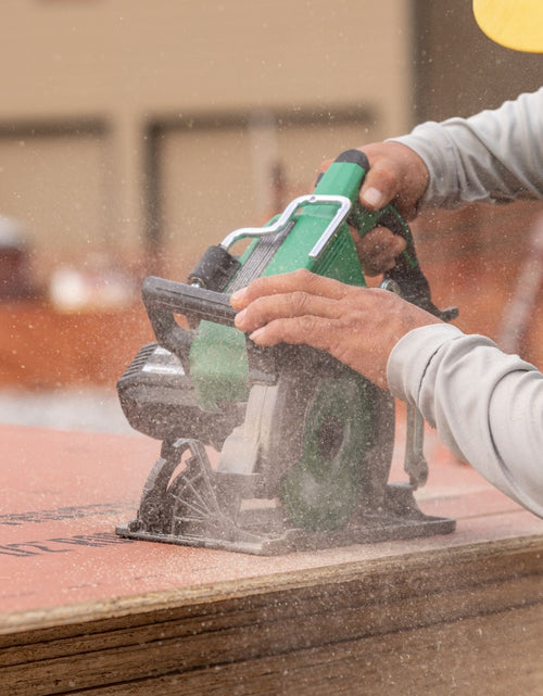 Load image into Gallery viewer, Metabo HPT C3607DWAM 7-1/4 Inch Rear Handle Circular Saw

