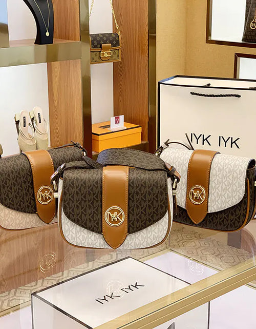 Load image into Gallery viewer, New Women's Leather Saddle Bag

