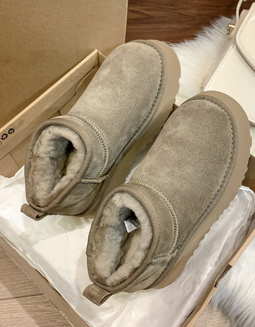 Load image into Gallery viewer, Women’s Thick Sole Snow Boots
