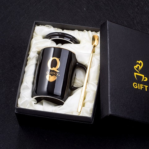 Load image into Gallery viewer, 400ml Creative Gold Finger Printing Black Ceramic Coffee Mug Tea Cup With Gold Handle As Gift With Lid And Spoon
