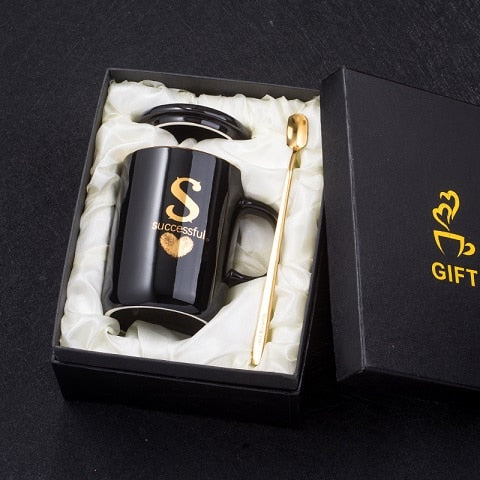 Load image into Gallery viewer, 400ml Creative Gold Finger Printing Black Ceramic Coffee Mug Tea Cup With Gold Handle As Gift With Lid And Spoon
