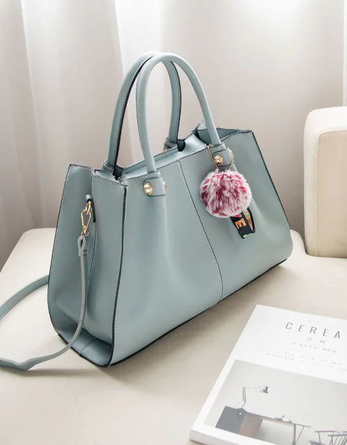 Load image into Gallery viewer, Fashionable Women's Crossbody and Tote Bag Set
