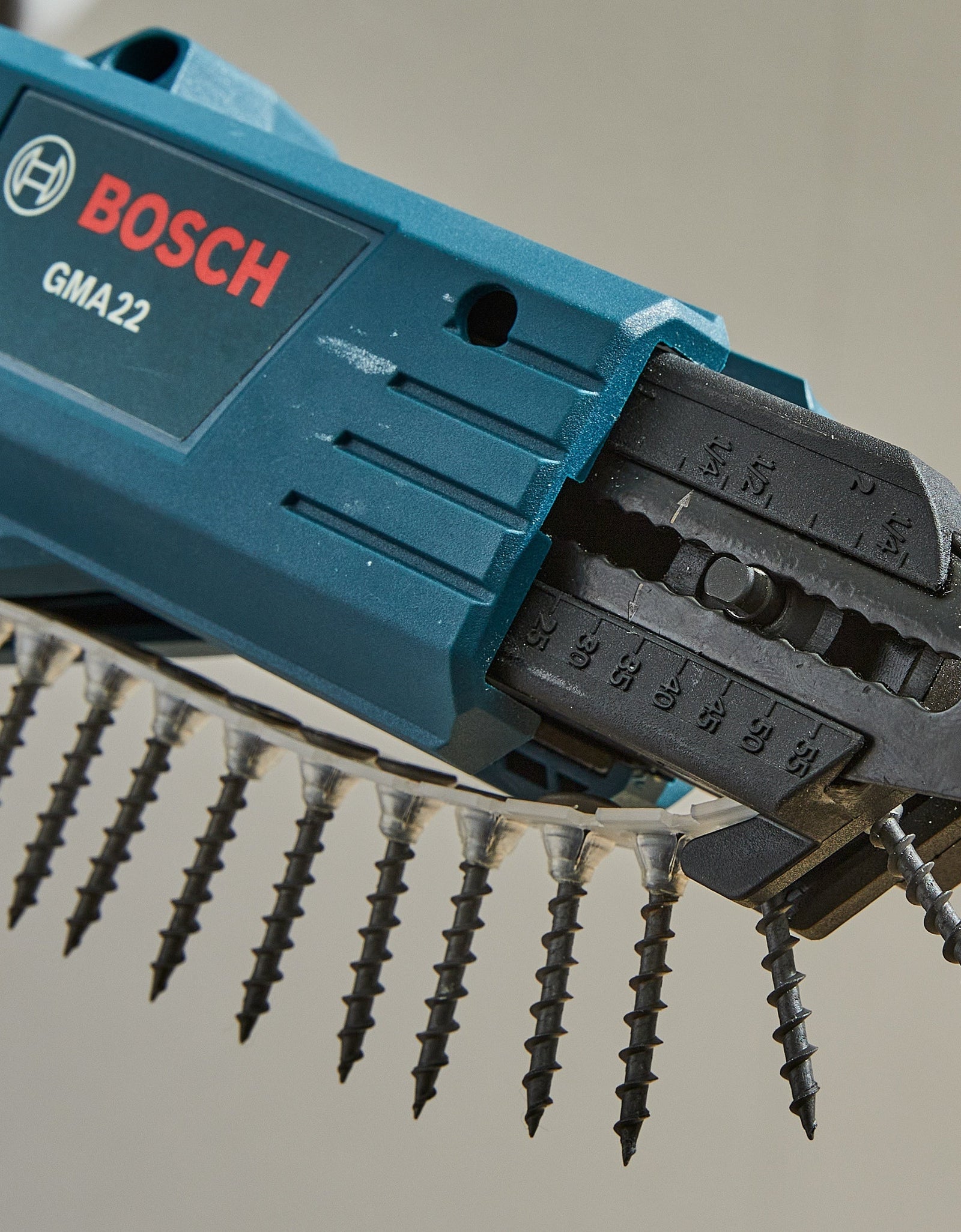 BOSCH GMA22 Auto Feed Attachment for GTB18V-45 Screwgun