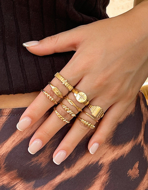 Load image into Gallery viewer, Vintage Irregular Gear Ring Versatile Diamond Set with Metallic Geometric Rings
