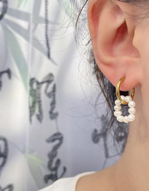 Load image into Gallery viewer, Retro French Light Luxury Palace Style Detachable Freshwater Pearl Earrings for Women, Versatile and High Grade Earrings
