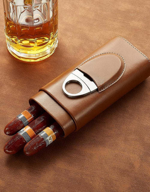 Load image into Gallery viewer, Two end hardware leather cigar box portable cedar wood 3-pack cigar moisturizing box protective cover cigar leather cover
