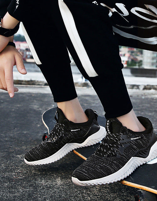 Load image into Gallery viewer, Student breathable running shoes
