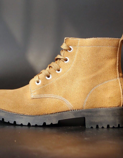 Load image into Gallery viewer, Fluffy Breathable Construction-Site Protective Big-Head Safety Shoes
