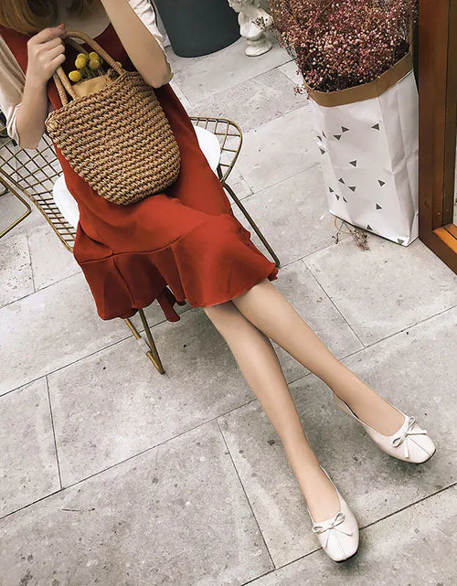 Load image into Gallery viewer, New Women's Flat Shoes - Winter Faux Leather Style
