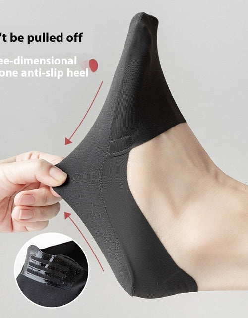 Load image into Gallery viewer, Women’s Invisible Low-Cut Cotton Socks
