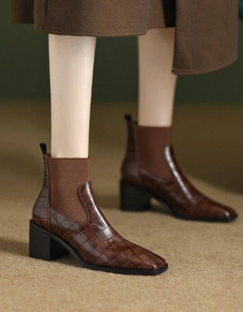 Load image into Gallery viewer, Women's Cowhide Square Toe Chunky Heel Pumps – Vintage Minimalist High Heels
