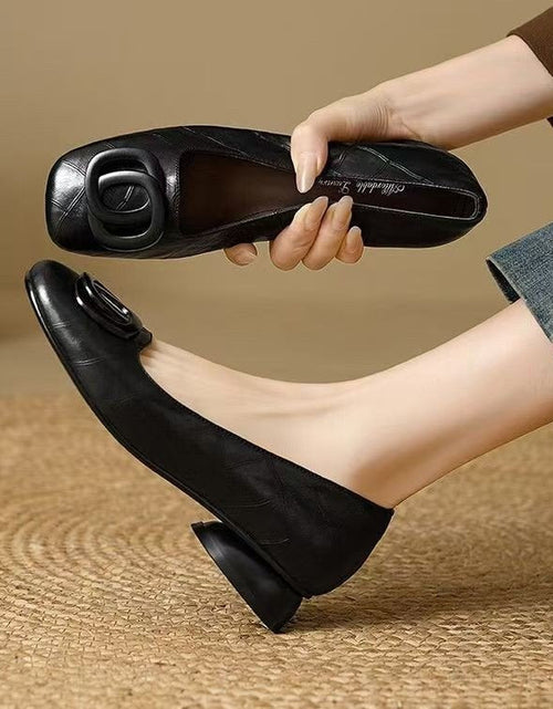Load image into Gallery viewer, Women's French Vintage Round Toe Slip-On Flats – Low Chunky Heel Mary Jane Style
