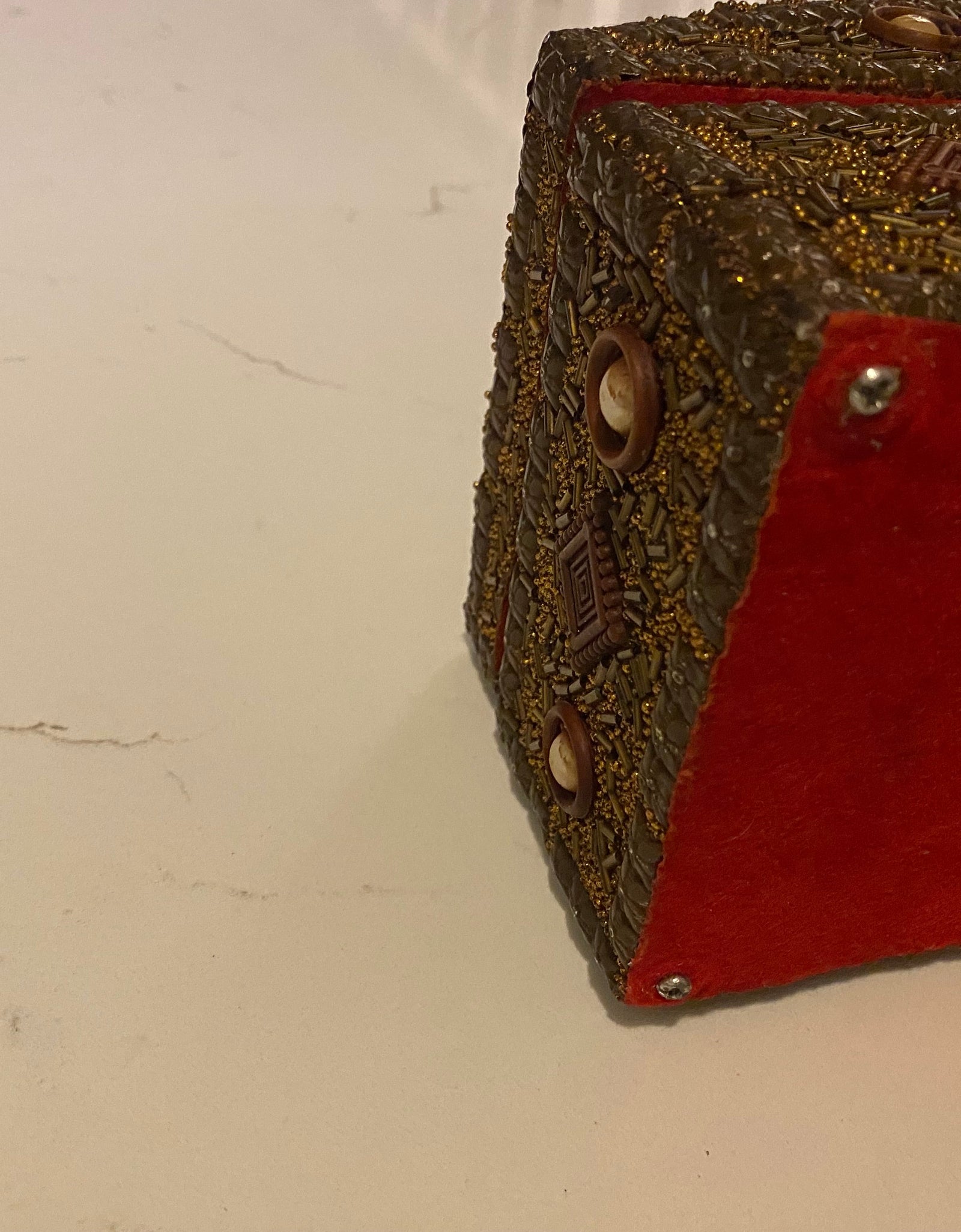 VINTAGE HANDMADE CLASSIC JEWELRY CHEST