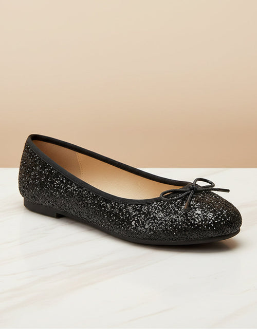 Load image into Gallery viewer, Women's Classic Egg-Roll Edge Slip-On Flats – Chanel-Inspired Round Toe Pumps
