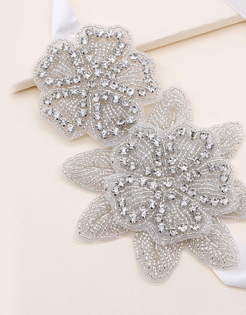 Load image into Gallery viewer, Sweet princess bridal headgear handmade crystal inlaid rhinestone flower cloth headband hair ornament
