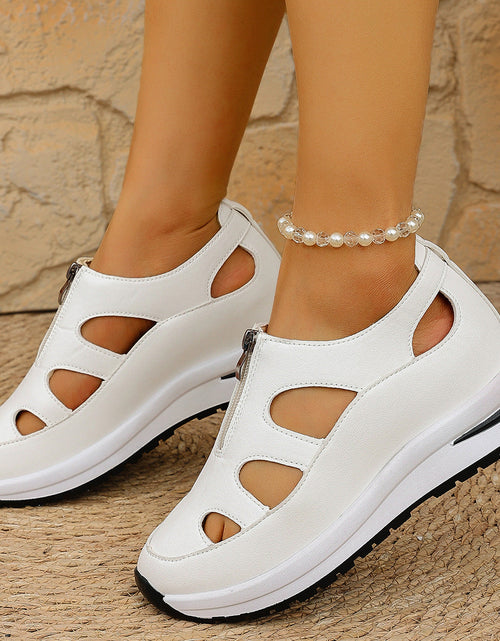 Load image into Gallery viewer, Women's Chunky Sole Closed-Toe Sandals – Soft Sole Velcro Strap
