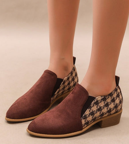 Women's Retro Color-Block Slip-On Heels – Round Toe Mid Heel Dress Shoes