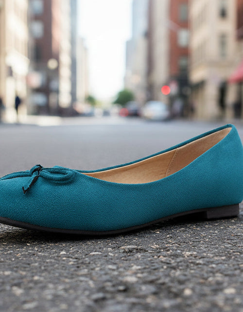 Load image into Gallery viewer, Women’s Plus Size Multi-Color Pumps – Stylish Comfortable High Heel Shoes
