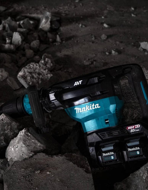 Load image into Gallery viewer, Makita GMH02PM 80V max (40V max X2) XGT® Brushless 28 lb. SDS-MAX AVT® Demolition Hammer Kit, AWS® Capable (4.0Ah)
