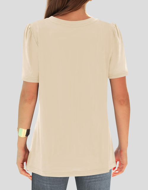 Load image into Gallery viewer, Agnes Urban Womens Pleated Floral Tunic Top Apricot Soft Style Size M
