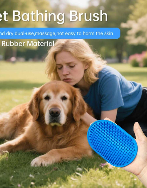Load image into Gallery viewer, Yutaohui 4-in-1 Pet Bath Brush Kit with Comb Clipper for Dogs Cats
