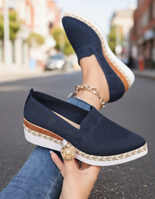 Load image into Gallery viewer, Women’s Woven Rope Platform Snakeskin Pointed-Toe Flats | Trendy Flats
