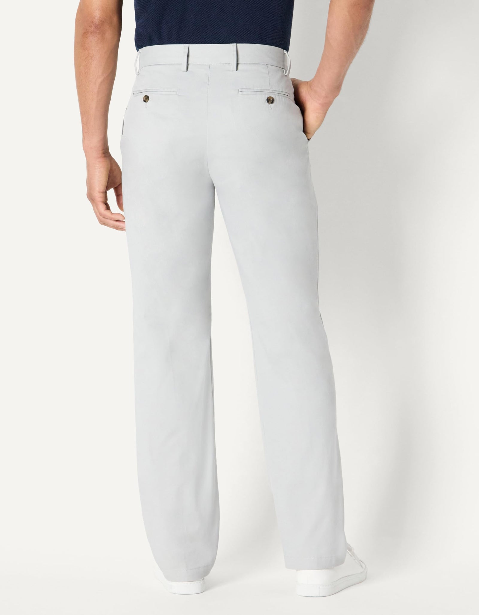 Amazon Essentials Men's Classic-Fit Wrinkle-Resistant Chino Pant Grey Size 34x33