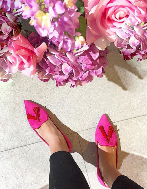 Load image into Gallery viewer, Women's Suede Pointed Toe Tassel Flats – Shallow Mouth Low Heel Casual Shoes
