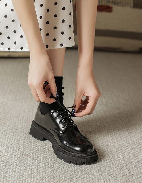 Load image into Gallery viewer, Women’s Solid-Color Retro Slip-On Platform Shoes
