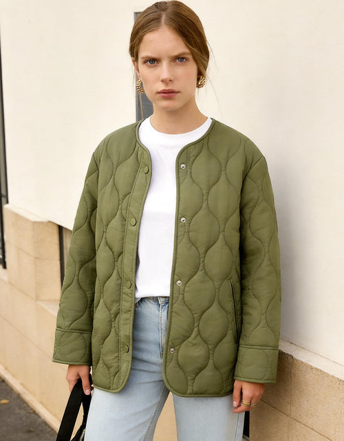 Load image into Gallery viewer, Flygo Women's Oversized Quilted Lightweight Puffer Jacket Green Size L
