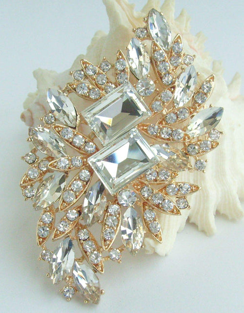Load image into Gallery viewer, Sindary Austrian Crystal Flower Brooch Pin Gold-Tone Clear 3.94"
