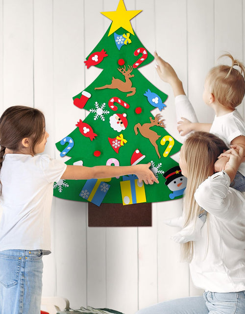 Load image into Gallery viewer, IHESPABLD 3Ft DIY Felt Christmas Tree Set Green 26 Ornaments for Kids
