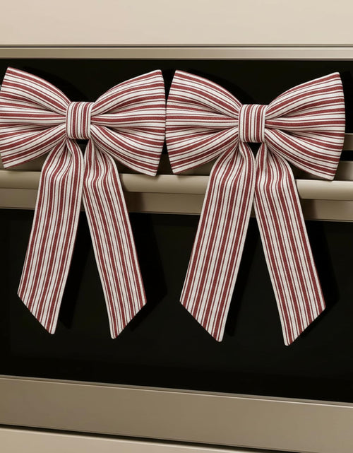 Load image into Gallery viewer, Hungdao Christmas Kitchen Towels 2 Pc Red White Stripes Decorative Bows
