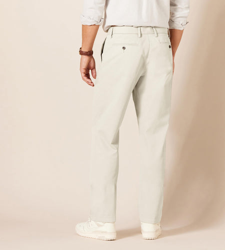 Amazon Essentials Men's Classic-Fit Flat-Front Chino Pant Stone Size 35x34