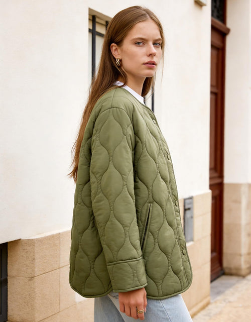 Load image into Gallery viewer, Flygo Women's Oversized Quilted Lightweight Puffer Jacket Green Size L
