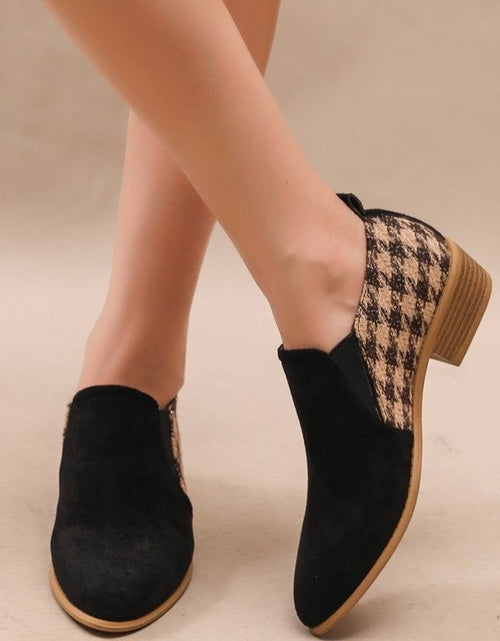 Load image into Gallery viewer, Women's Retro Color-Block Slip-On Heels – Round Toe Mid Heel Dress Shoes
