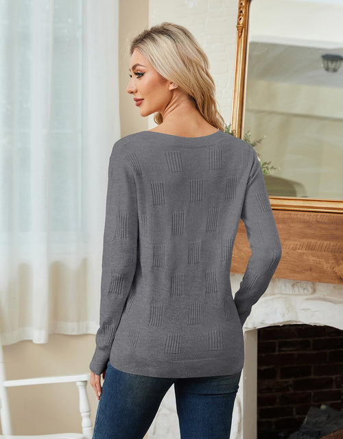 Load image into Gallery viewer, Licemere Womens Grey Nylon Blend V Neck Lightweight Pullover Sweater Size S
