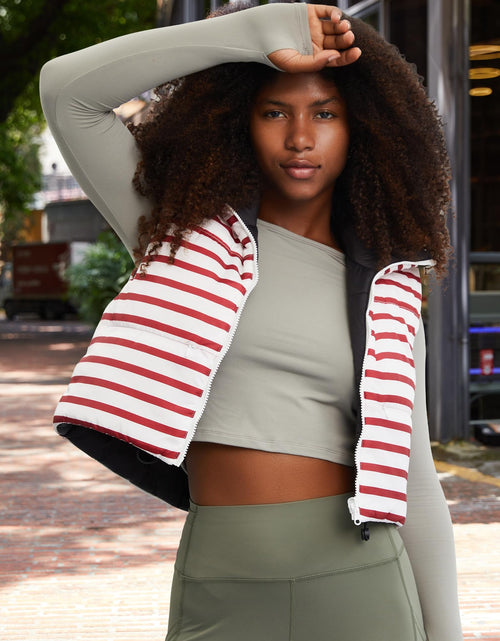 Load image into Gallery viewer, Xeoxarel Red White Striped Puffer Crop Vest Sleeveless Zipper Pockets Size XL
