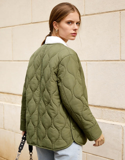 Load image into Gallery viewer, Flygo Women's Oversized Quilted Lightweight Puffer Jacket Green Size L
