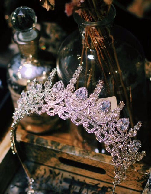 Load image into Gallery viewer, Rosebridalpark Zircon Gorgeous Bridal Wedding Hair Accessories Tiara Big Cubic Zirconia Crown Headband For Bridesmaid t997
