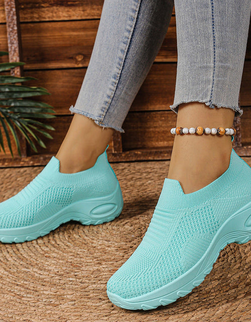 Load image into Gallery viewer, Women's Breathable Mesh Slip-On Flat Shoes – Lightweight Casual Round-Toe Flats
