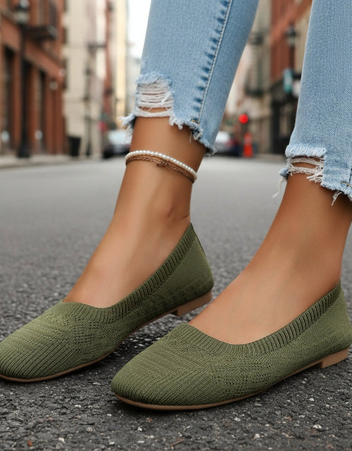 Load image into Gallery viewer, Women’s Knitted Plus Size Flying Woven Breathable One-Pedal Shoes
