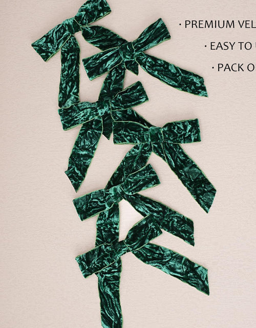 Load image into Gallery viewer, LaRibbons 24 Pcs Green Crinkled Velvet Bows 3.94x3.94in Vintage Style
