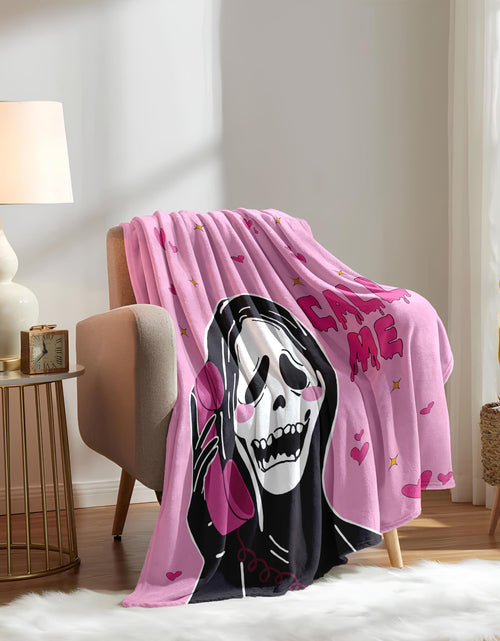 Load image into Gallery viewer, LOSIVISHE Halloween Flannel Throw Blanket Pink Ghost Pattern 50x70 in
