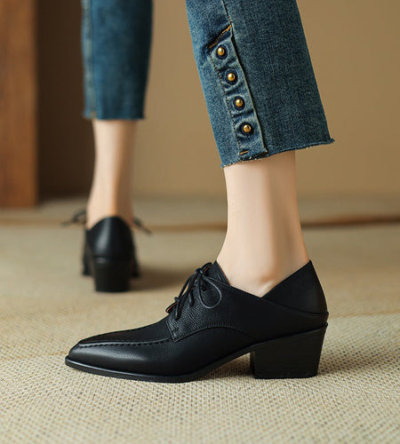 Women's Retro Strap Chunky Heel Pointed-Toe Shoes